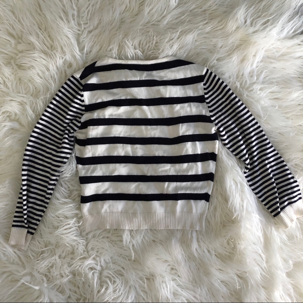 Striped Crop Top - Picture 2 of 3